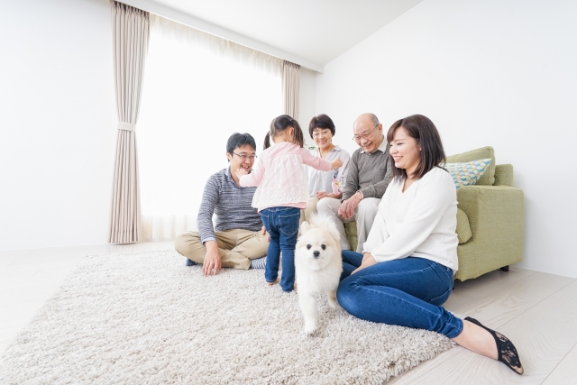 二世帯住宅に住む家族